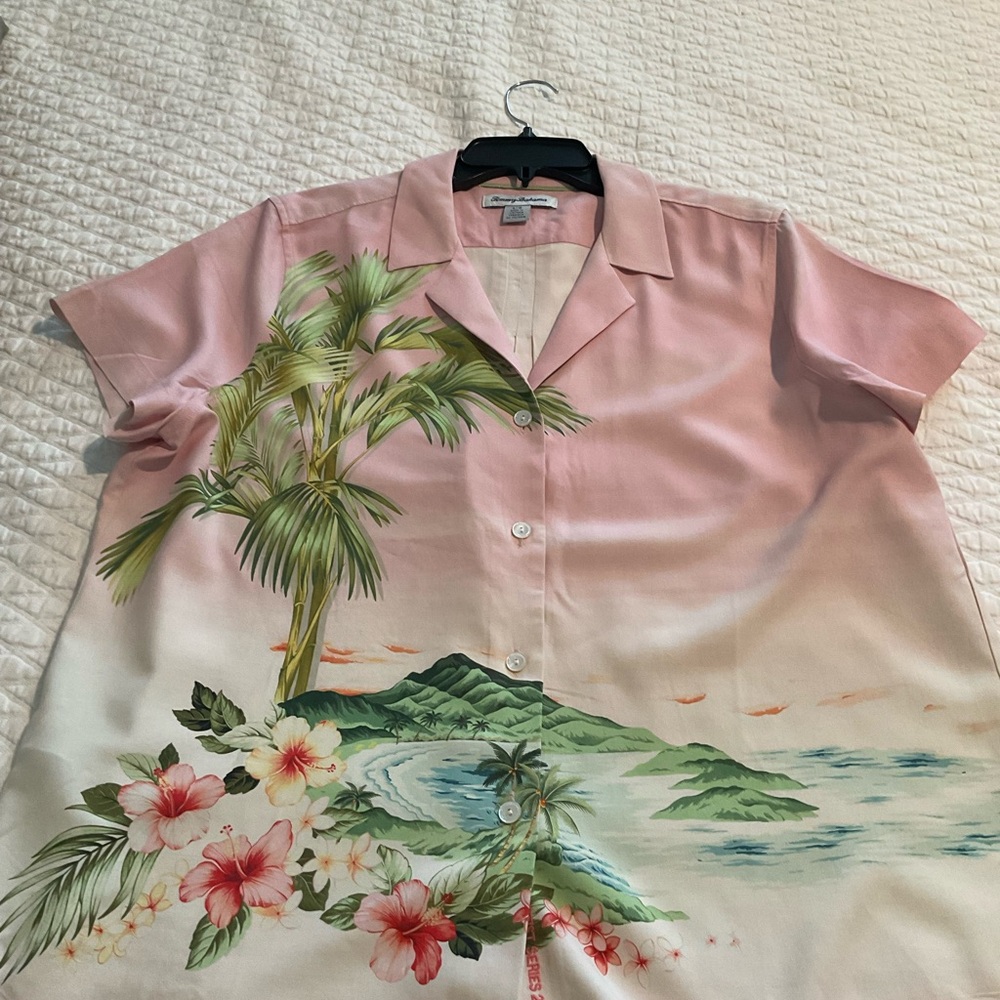 Tommy Bahama Artist Series 2023 Perfect Paradise Shirt